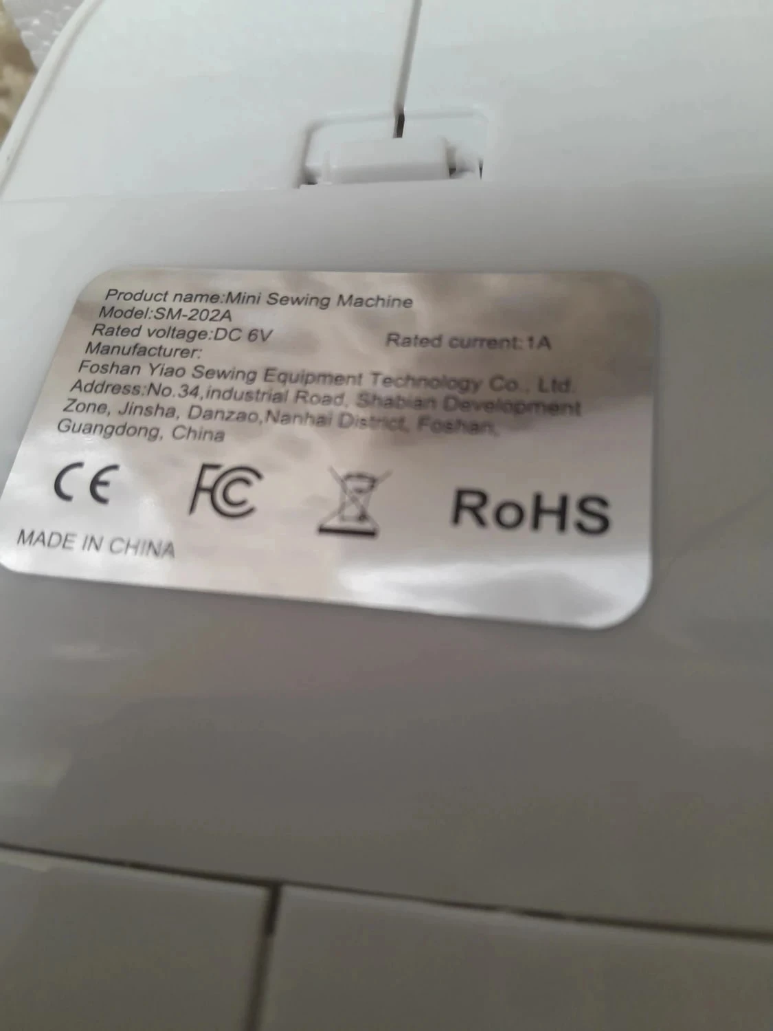 Mini máquina de costura para pequenos trabalhos em casa, bainhas, roupas rasgadas etc. – photo 9